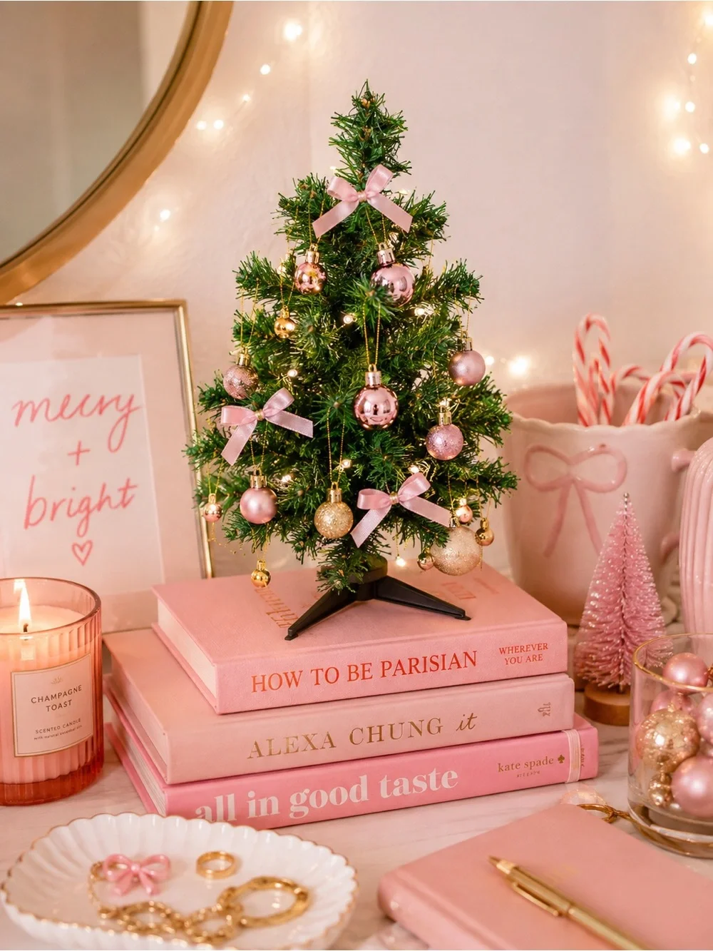 GREEN CHRISTMAS TREE